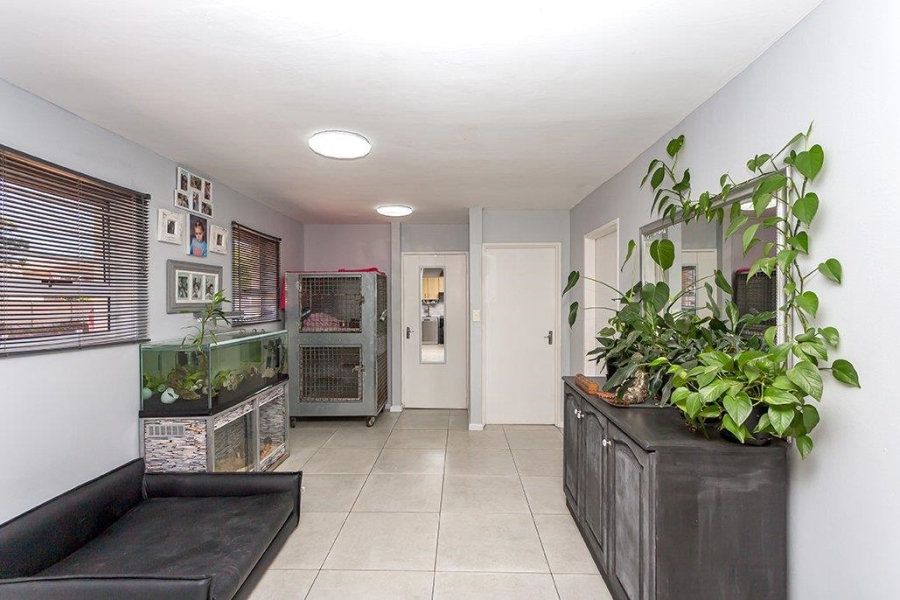 2 Bedroom Property for Sale in Table View Western Cape